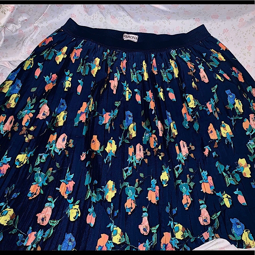 Merona large midi skirt